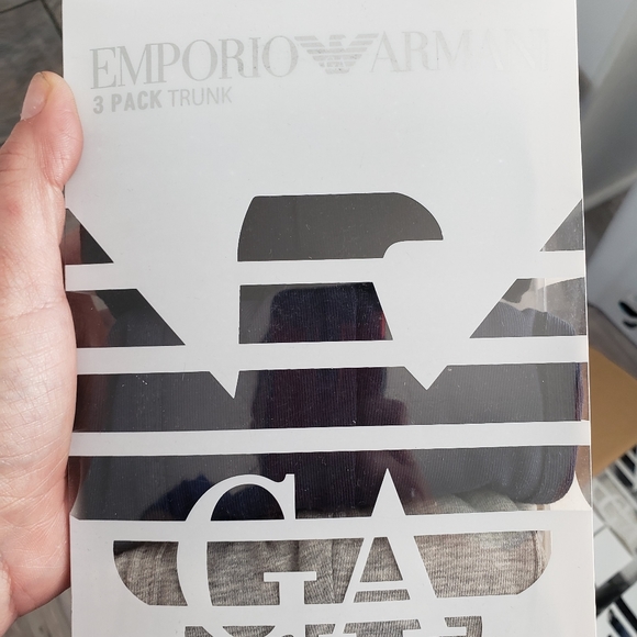 Lot 2 paquets de 3 boxers EMPORIO ARMANI - Picture 2 of 2